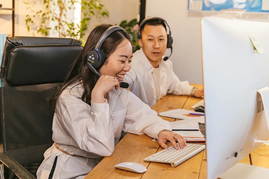 Professional appointment setting and sales support representatives in the Philippines scheduling meetings and sales calls for international businesses
