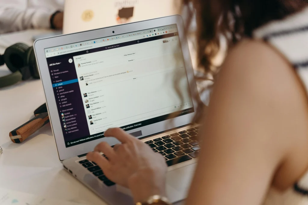 Live chat support specialist assisting customers through real-time outsourced chat support services